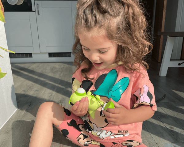 Dinosaur Sun Cream Applicator